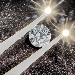 Diamant rond brillant cultivé en laboratoire certifié IGI, couleur D, clarté VVS, pour la fabrication de bijoux - Product Image 2