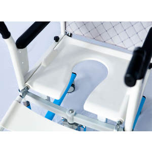 Ducha <span class=keywords><strong>de</strong></span> elevación <span class=keywords><strong>de</strong></span> transferencia con inodoro <span class=keywords><strong>tipo</strong></span> <span class=keywords><strong>cama</strong></span> cómoda debajo <span class=keywords><strong>de</strong></span> <span class=keywords><strong>silla</strong></span> <span class=keywords><strong>de</strong></span> <span class=keywords><strong>ruedas</strong></span>, suministros <span class=keywords><strong>de</strong></span> terapia <span class=keywords><strong>de</strong></span> rehabilitación <span class=keywords><strong>de</strong></span> pacientes, marco <span class=keywords><strong>de</strong></span> acero - Product Image 2