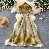 Robes longues pour femmes aux designs variés 2026 – Robe longue décontractée taille haute à manches courtes, coupe trapèze, motif géométrique à carreaux, grande taille, idéale pour le bureau
