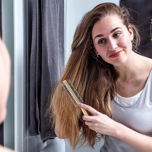 Logo personnalisé petite <span class=keywords><strong>brosse</strong></span> à cheveux ionique en bois écologique moderne professionnelle pour hommes <span class=keywords><strong>barbe</strong></span> pour la maison séchage lissage boucles frange - Product Image 4