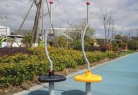 Chaise tournante colorée en plastique PP pour aire de jeux, équipement de jeu rotatif intérieur/extérieur