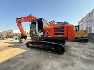 Excavadora Hitachi ZX210 de segunda mano, excelente capacidad de excavación, rendimiento estable con cargas pesadas. - Product Image 2