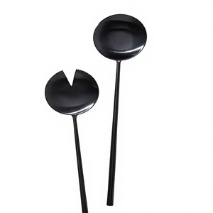 Juego de 2 Servidores de Ensalada de Cuerno Negro HANDICRAFT HUB con Cabezas de Cuchara Redondas y Dentadas, Ecológicos y Aptos para Lavavajillas - Product Image 1