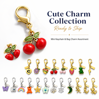 Ensemble de mini-breloques mignonnes en alliage pour sac, pendentifs cerise, cœur, lune, arc-en-ciel, étoile, plaqué or, accessoires pour femmes, vente en gros OEM