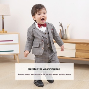 Ensemble quatre pièces d'hiver à manches longues pour enfants, veste, costume pour garçons, motif à carreaux, style européen et américain, tenue de fête du Nouvel An - Product Image 1