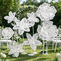 Y-074 Grand support floral géant en dentelle blanche et organza, décoration florale transparente faite à la main sur pied pour allée de mariage, scène d'événement