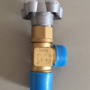 Vanne d'arrêt QF-5T 3/4 po en laiton avec disque en fonte et commande manuelle pour applications gaz - Product Image 2