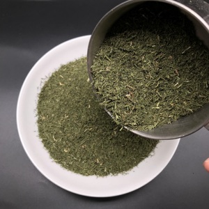 X031 Feuilles de persil <span class=keywords><strong>séchées</strong></span> en vrac, prix de gros abordable, épice naturelle aromatique et savoureuse, herbe de persil - Product Image 2