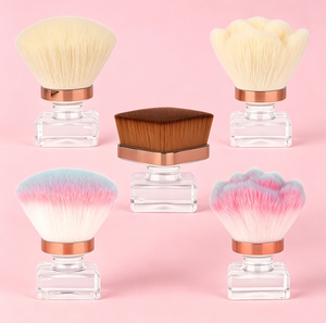 Brosse de nettoyage pour ongles en cristal et diamant, outil de nettoyage de maquillage, brosse à poussière pour ongles en nylon en forme de champignon ou de fleur, vente en gros - Product Image 1