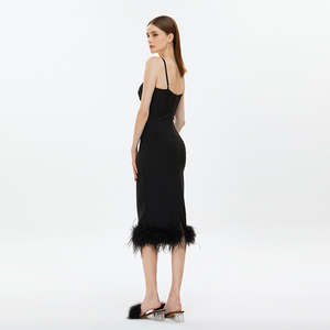 2024 OEM donna senza maniche da donna abito MIDI con finiture in piuma in Crepe senza spalline con spacco posteriore abiti bordati di piume da donna rosa Bustier <span class=keywords><strong>Dre</strong></span> - Product Image 6