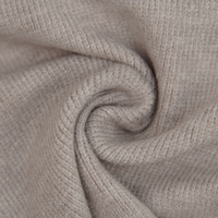 Tissu en mélange de viscose brossé effet cachemire, extensible dans les quatre sens, pour pyjamas confortables et vêtements d'automne