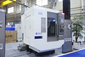 <span class=keywords><strong>Centre</strong></span> d'usinage CNC miniature DTC600, haute vitesse 20000 tr/min, FANUC, petit <span class=keywords><strong>centre</strong></span> d'usinage vertical pour profilés en aluminium - Product Image 5