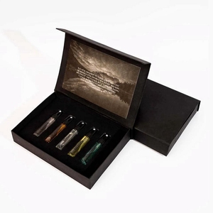 Benutzer definiertes Logo gedruckt starre magnetische Falt schachtel Kosmetik set Parfüm flasche Verpackungs schachtel Luxus Hautpflege Geschenk boxen - Product Image 5