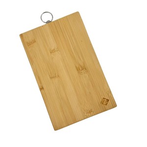Tabla de cortar de bambú rectangular de 28x16x1cm con anillo para colgar para uso en la cocina - Product Image 1