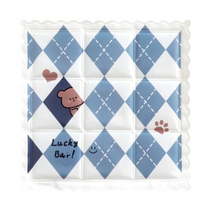 แผ่นรองทำความเย็นสำหรับสัตว์เลี้ยง Gege Bear รุ่น Pet Ice Pad ขนาด 35x35 ซม. สำหรับสุนัข แผ่นเจลสำหรับฤดูร้อน ป้องกันคราบสกปรก - Product Image 1