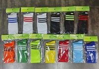 Échantillon gratuit Chaussettes de football à compression Chaussettes de football longues Chaussettes de football longues Chaussettes à poignée pour hommes Calcetines personnalisées Meias