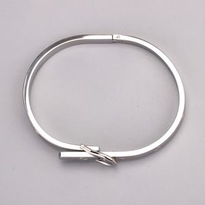 Bracelet jonc unique en forme de chaîne, plaqué or, en acier inoxydable - Product Image 6