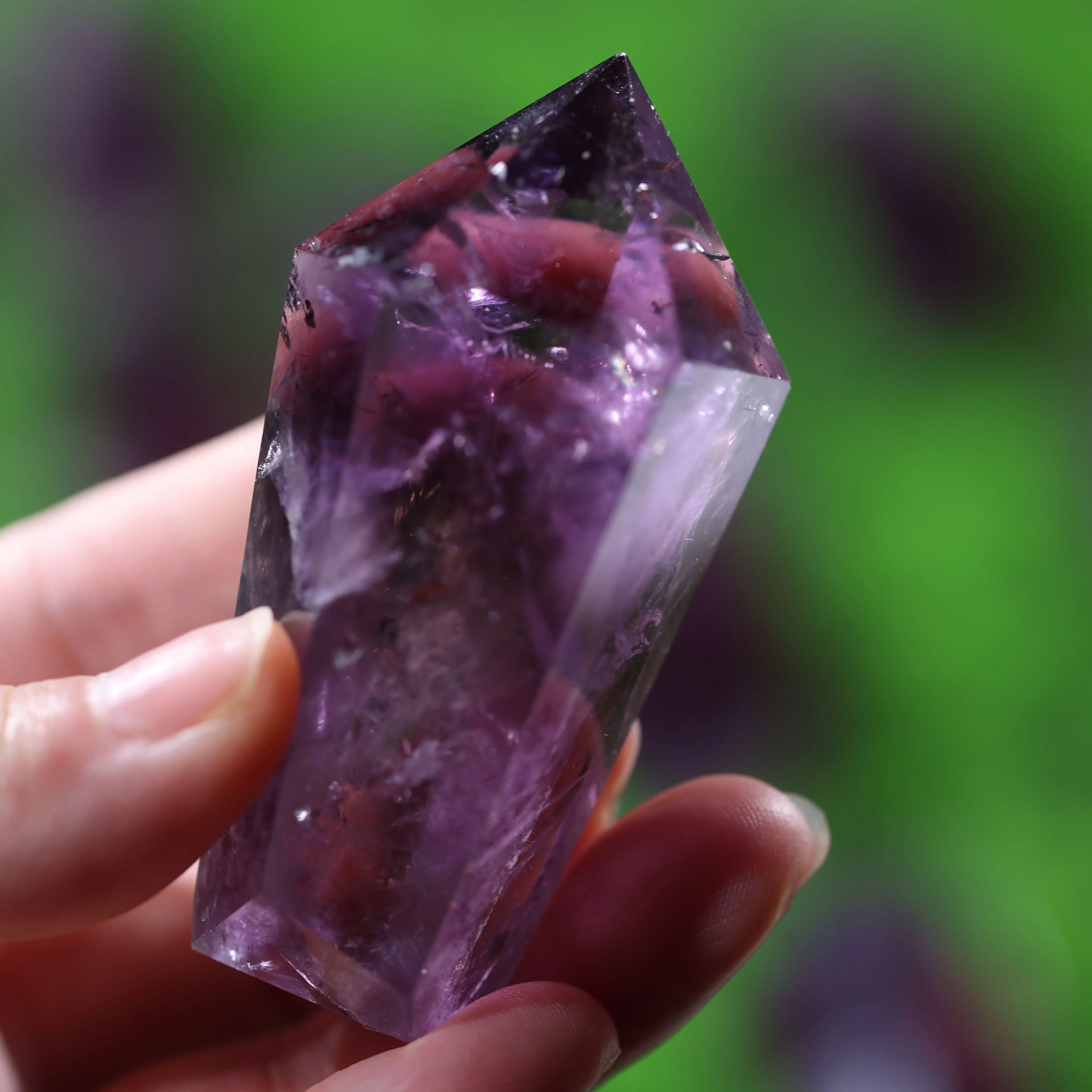 Wholesale high quality Natural Gemstones Tower Folk Crafts Healing Amethyst Crystal Points For Sale