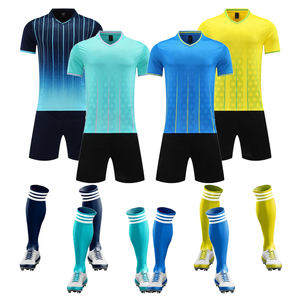 ชุดฟุตบอล BOSSETY อัล นาสเซอร์ เอฟซี เบอร์ 7 ชุดเหย้า/เยือน 4 ชิ้น (เสื้อ กางเกง สนับแข้ง) โพลีเอสเตอร์ 100% ซักเครื่องได้ สำหรับเด็ก/เด็กชาย - Product Image 2