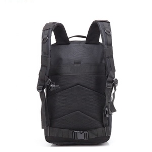 <span class=keywords><strong>Mochila</strong></span> táctica al aire libre 800D <span class=keywords><strong>45</strong></span> <span class=keywords><strong>litros</strong></span> negro impermeable con cierre de cremallera multiusos para caza Camping otras actividades - Product Image 3