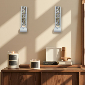Ensemble de porte-bougies muraux en fer noir et argent, design floral, décoration d'intérieur, ambiance de Noël - Product Image 3