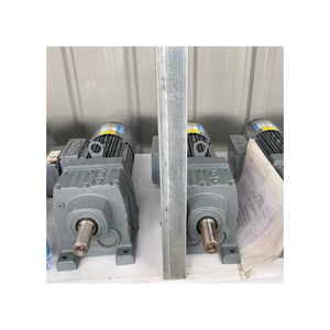 มอเตอร์เกียร์แบบเฮลิคอลรุ่นดั้งเดิม R47 DT80N4/BMG กำลัง 0.75 กิโลวัตต์ แบบติดตั้งบนฐาน สำหรับอุตสาหกรรม - Product Image 3