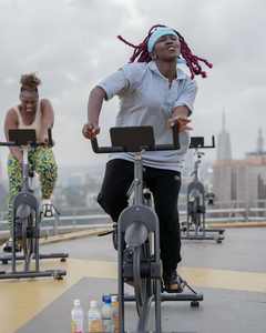 <span class=keywords><strong>Bicicleta</strong></span> de <span class=keywords><strong>spinning</strong></span> para cardio interior profesional <span class=keywords><strong>con</strong></span> <span class=keywords><strong>pantalla</strong></span> gimnasio comercial <span class=keywords><strong>bicicleta</strong></span> de cardio magnética <span class=keywords><strong>con</strong></span> calidad asegurada - Product Image 6