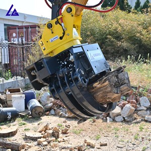 Scie à <span class=keywords><strong>grappin</strong></span> rotative, adaptée aux opérations d'exploitation forestière dans les zones forestières, notamment dans les régions montagneuses et vallonnées - Product Image 1