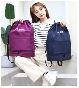 Sac à dos de sport et de voyage imperméable en polyester de haute qualité avec logo personnalisé et imprimé par le fournisseur, sac à cordon tendance - Product Image 4