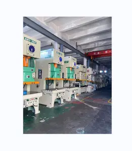 Đồ Nấu nướng Làm nhôm tấm kim loại ép thủy lực CNC lỗ đấm máy