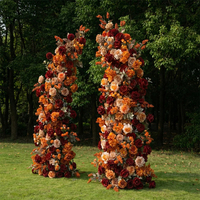 Arche de mariage artificielle aux tons d'orange automnal et de bordeaux, décorations florales pour événements de mariage, arche florale artificielle en forme de corne