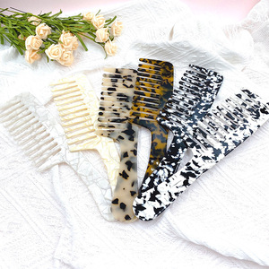 Yuxi Biểu Tượng Tùy Chỉnh Đơn Giản Acetate Cổ Điển In Ấn Leopard In Dài Xử Lý Châu Âu Mỹ Phong Cách 24.4Cm Frosted Tóc Lược - Product Image 2