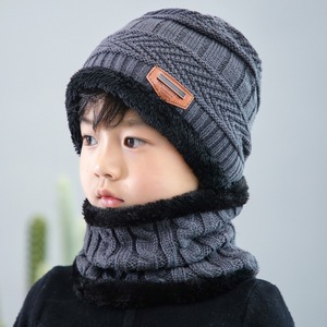 <span class=keywords><strong>Bonnet</strong></span> d'hiver <span class=keywords><strong>en</strong></span> acrylique <span class=keywords><strong>en</strong></span> fausse fourrure chinoise pour hommes et enfants, écharpe <span class=keywords><strong>de</strong></span> <span class=keywords><strong>cou</strong></span> <span class=keywords><strong>en</strong></span> laine tricotée à la mode, cagoule pour masque <span class=keywords><strong>de</strong></span> voyage - Product Image 4