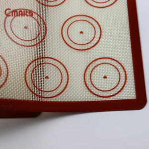 <span class=keywords><strong>Tapis</strong></span> de cuisson en <span class=keywords><strong>silicone</strong></span> pour usage domestique Disponible en marron rouge noir gris avec coins droits bordés-40 ℃ 250 ℃ Résistant - Product Image 4