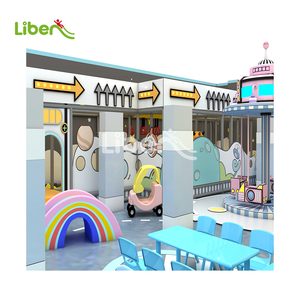 Castillo de Juegos Interior para Niños Pequeños Liben, Casa de Juegos con Pista de Carreras y Zona de Bloques de Construcción - Product Image 4