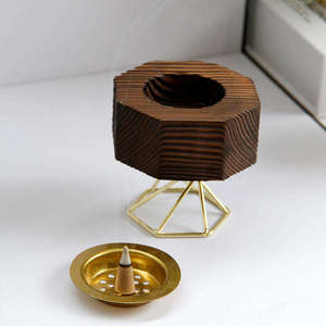 Brûleur à Bakhoor en bois artisanal écologique de qualité supérieure, porte-encens avec plateau en laiton, décoratif, parfum d'oud arabe, parfum d'ambiance pour la maison - Product Image 4