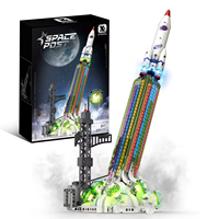 EPT 711+PCS Blocs de construction de fusée spatiale avec lumière et pulvérisation de brume, ensemble de construction STEM, lanceur de fusée détachable, cadeau pour enfants