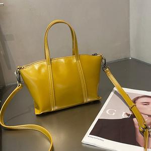 <span class=keywords><strong>Sac</strong></span> à bandoulière pour femme, <span class=keywords><strong>sac</strong></span> à main simple et élégant pour femme, <span class=keywords><strong>sac</strong></span> fourre-tout classique en forme de coquille - Product Image 2