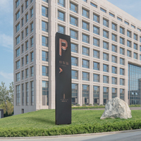 Panneau solaire autoportant personnalisé, panneau d'adresse éclairé par LED pour extérieur, panneau de signalisation d'orientation double face pour entreprises