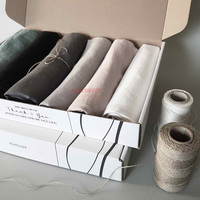 Boîte d'expédition personnalisée avec design en relief, rayures zébrées noires et blanches, auto-érectible, recyclable, en carton ondulé pour tasse à café