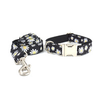 Collier pour animaux de compagnie tendance 2026, imprimé marguerite, réglable, mignon, pour chien et chat, avec boucle métallique durable