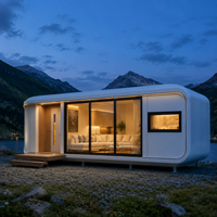 Maison modulaire préfabriquée moderne de type capsule, cabine de luxe avec verrière panoramique pour hôtels de villégiature et projets résidentiels