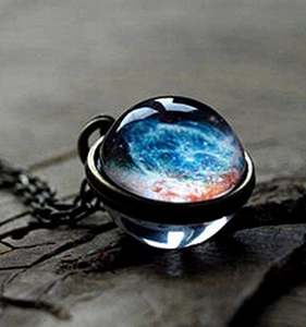 Collar Luminoso con Colgante de Luna y Estrellas, Diseño Novedoso 2019, Brilla en la Oscuridad, Estilo Universo - Product Image 3