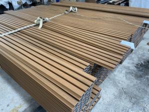 舌と溝の家のサイディングWPC木材プラスチック複合材外部溝付き壁スラットチーク材木製テクスチャ天井パネル - Product Image 4