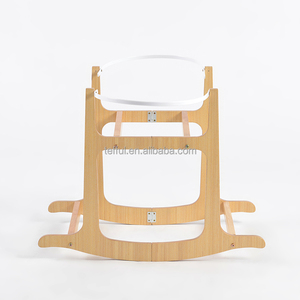 Cesta Mecedora de Madera Natural para Bebé con Soporte - Product Image 3