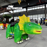 Voiture à pédales pour enfants en forme de dinosaure, alimentée par batterie, moteur 20V, capacité de charge de 150 kg, couleurs et tailles personnalisables, pour une utilisation en extérieur/intérieur
