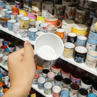 Tasse à café en céramique souvenir personnalisée Roma avec impression de monuments italiens Tasse cadeau de voyage en gros pour la promotion et la vente au détail