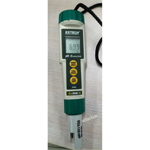 Medidor de pH/Conductividad ExStik II Resistente al Agua Extech EC500, Ph100 Usado - Product Image 4