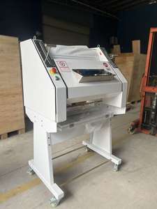 <span class=keywords><strong>Mouleur</strong></span> à baguette française Équipement de boulangerie Four à pont Réfrigération Cafetières Machines à expresso - Product Image 3