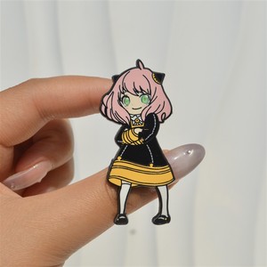 2 Stili di Spille Imitazione Smalto, Badge Anime, Anya <span class=keywords><strong>Forger</strong></span> Damian Desmond, Decorazione Gioielli Cancelleria, Artigianato in Lega - Product Image 5